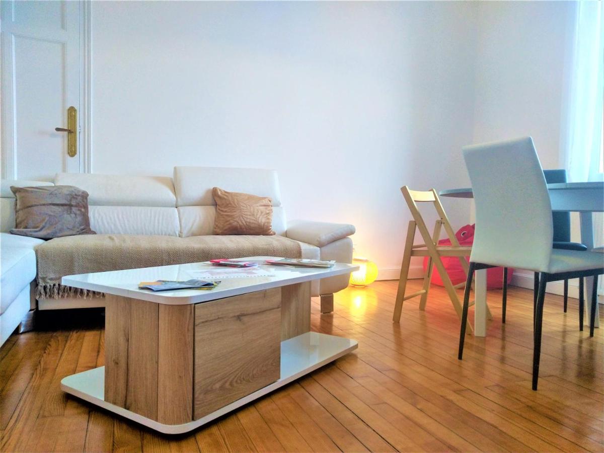 מונטובן Chambre Privee Et Spacieuse Au Sein D'Un Logement Partage - Central, Quartier Villebourbon - 3 Chambres Doubles - 2 Balcons - Places De Stationnements Gratuites - 5 Min A Pied Gare Et Hypercentre מראה חיצוני תמונה