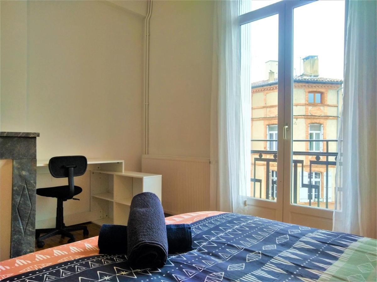 מונטובן Chambre Privee Et Spacieuse Au Sein D'Un Logement Partage - Central, Quartier Villebourbon - 3 Chambres Doubles - 2 Balcons - Places De Stationnements Gratuites - 5 Min A Pied Gare Et Hypercentre מראה חיצוני תמונה