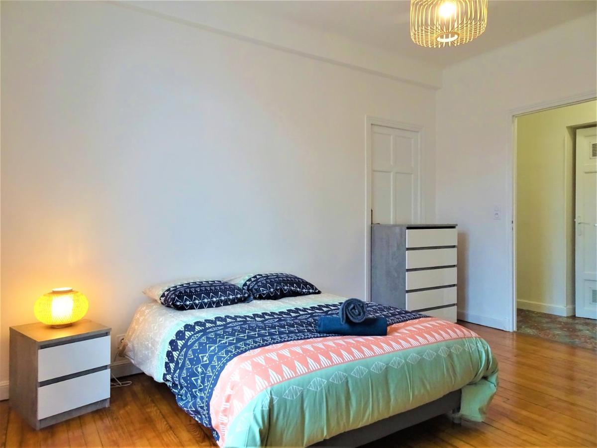 מונטובן Chambre Privee Et Spacieuse Au Sein D'Un Logement Partage - Central, Quartier Villebourbon - 3 Chambres Doubles - 2 Balcons - Places De Stationnements Gratuites - 5 Min A Pied Gare Et Hypercentre מראה חיצוני תמונה